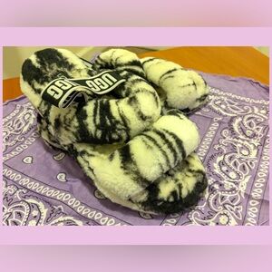 UGG Zebra fluff YEAH slippers